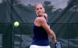 Read more about the article Winning one girls singles tennis title is tough; winning 2 straight is what Alexa Clark did