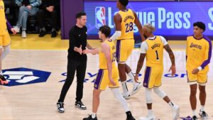 Read more about the article J.J. Redick’s complaint out of Lakers’ opener: Why are we playing with brand new basketballs?