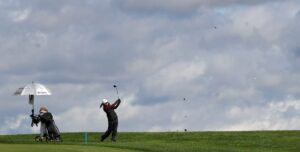 Read more about the article OHSAA boys golf: Columbus Academy battles elements at Division II state tournament