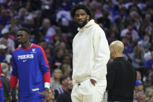 Read more about the article 76ers star Joel Embiid receives technical foul for waving towel on sidelines in win vs. Pacers