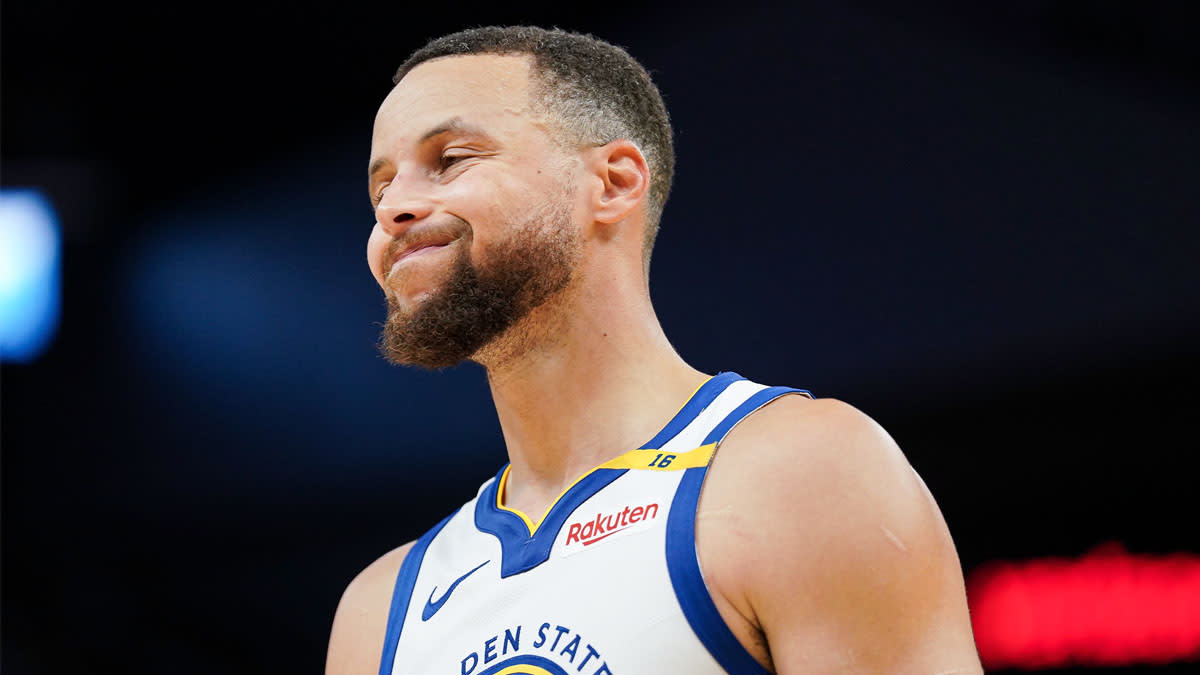 You are currently viewing Curry injury likely puts spotlight on Warriors’ heralded depth