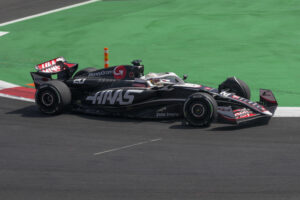 Read more about the article Haas F1 reiterates team is not for sale after aligning with Toyota on technical partnership