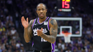 Read more about the article DeRozan cherished memorable Kings debut in loss to Timberwolves