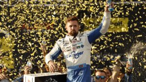 Read more about the article Winners, losers after NASCAR Cup playoff race at Talladega