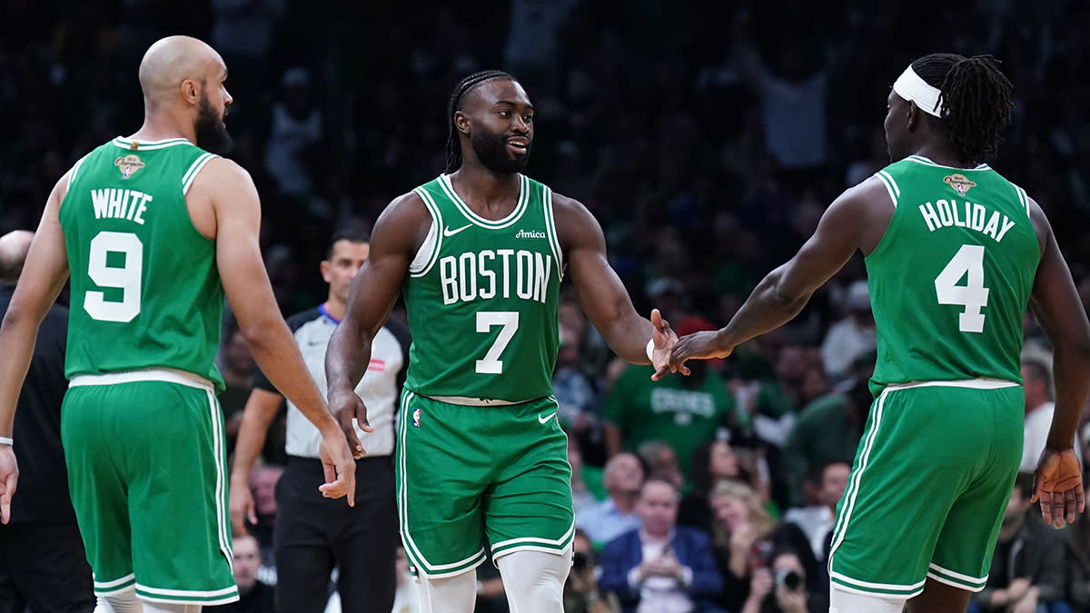 You are currently viewing First-quarter dominance fueling Celtics’ red-hot start to new season