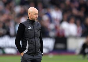 Read more about the article Ally McCoist agrees three players ‘let Erik ten Hag down’ in Man United downfall as one star sent ‘make or break’ warning