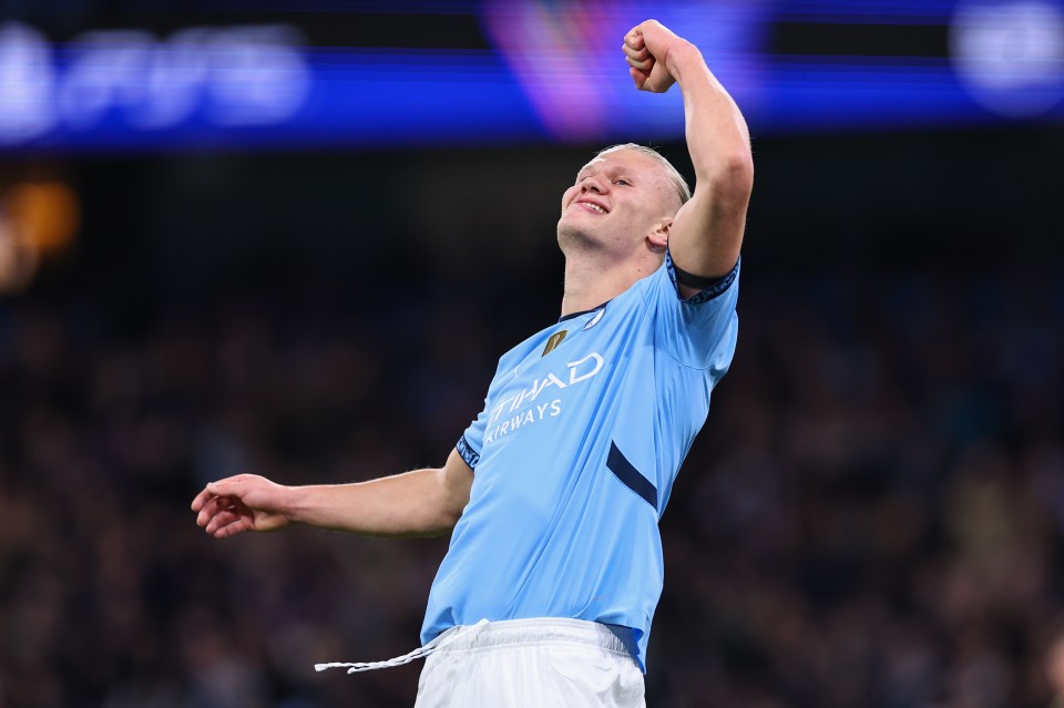 Read more about the article Erling Haaland goes level with Chelsea legend as Man City just break astonishing long-standing Man United record