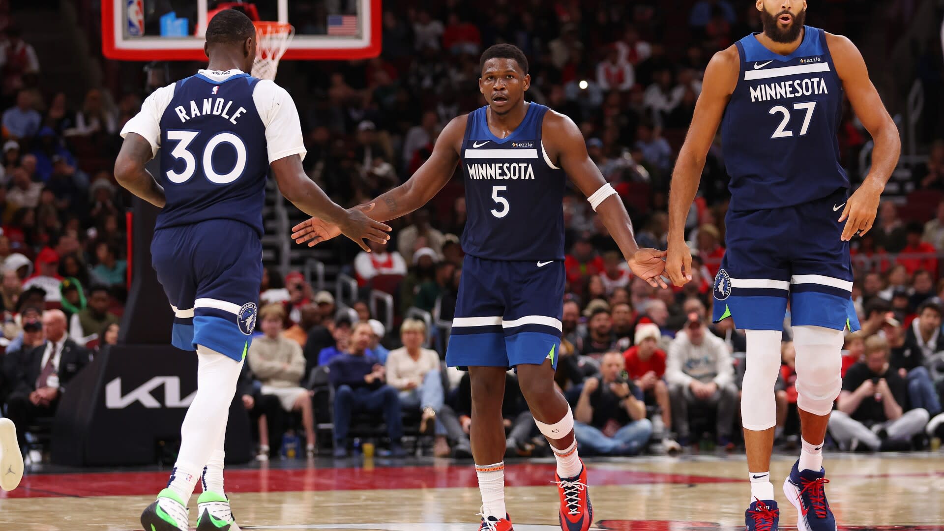 You are currently viewing Mavericks vs Timberwolves Predictions: Odds, Expert Picks, Projected Starting Lineups, Betting Trends, Stats