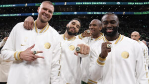 Read more about the article How Celtics reacted to receiving 2024 NBA championship rings