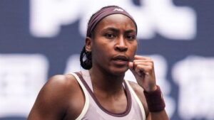 Read more about the article Gauff fights back to reach China Open final