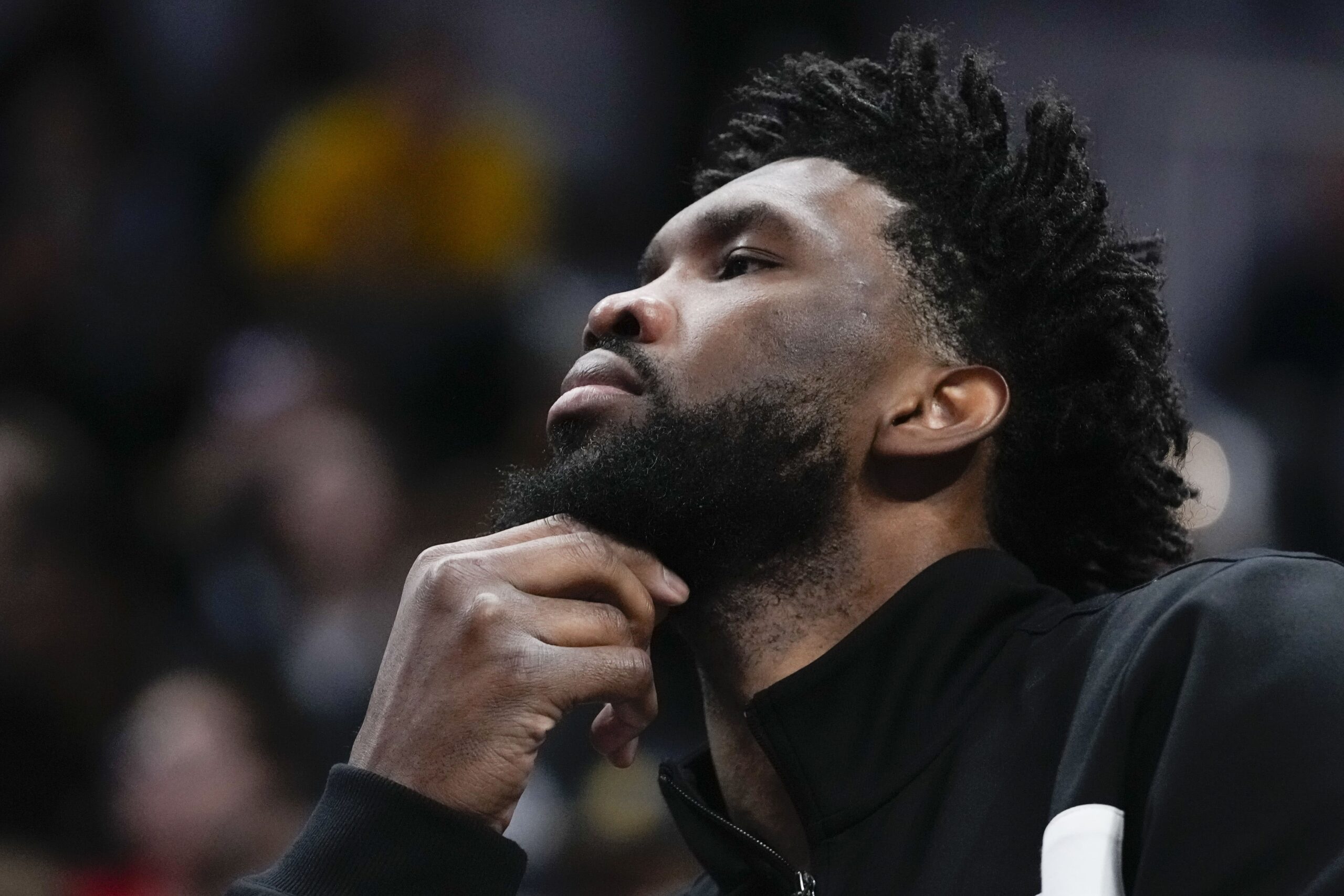 You are currently viewing NBA fines 76ers $100,000 over comment about Joel Embiid’s injury, team has no timetable for his or Paul George’s return