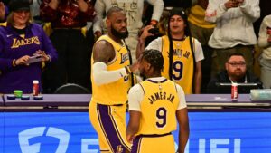 Read more about the article History made: LeBron, Bronny James become first father/son duo to share NBA court