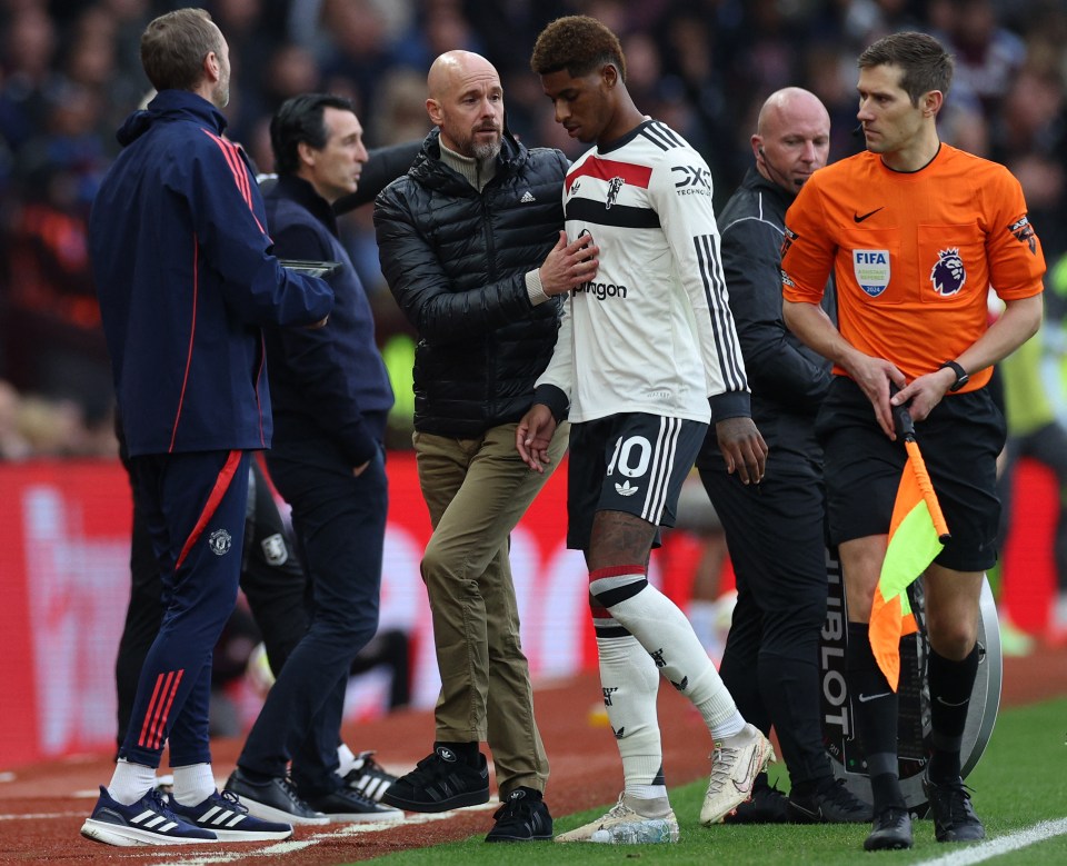 You are currently viewing ‘Lucky boy’ – Marcus Rashford hooked by Erik ten Hag moments after major call by referee