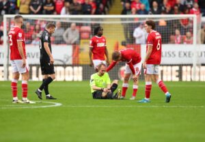 Read more about the article Rare scenes at Charlton vs Wrexham as referee is forced to be replaced in first-half