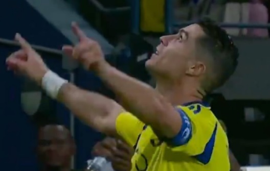 You are currently viewing Cristiano Ronaldo reveals reason behind emotional goal celebration after reaching landmark