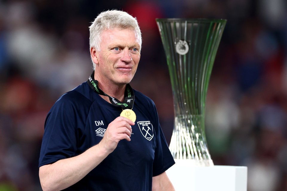 You are currently viewing David Moyes in demand after West Ham exit as he reveals club and country offers