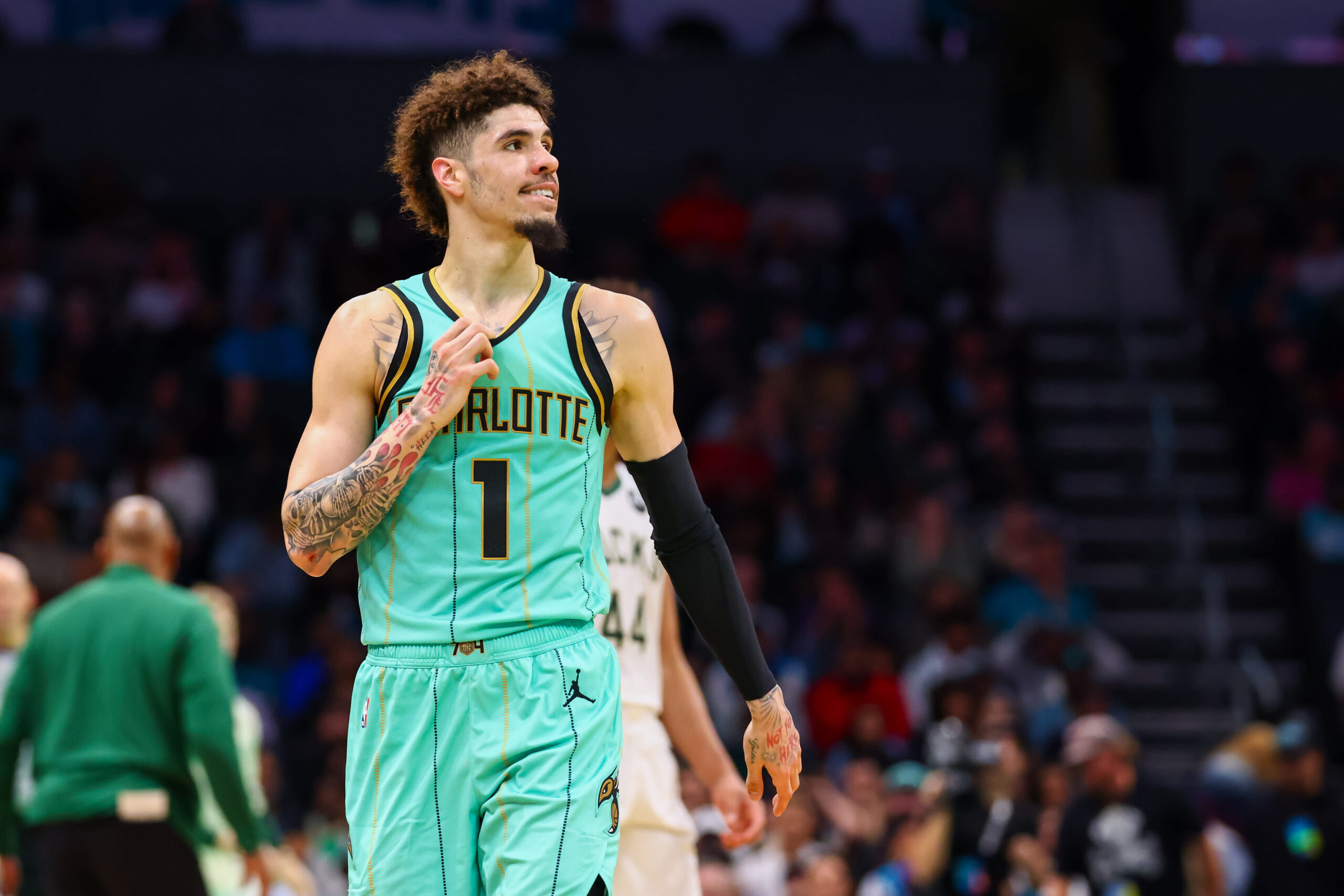 You are currently viewing LaMelo Ball fined $100,000 for using anti-gay term in interview after win over Bucks