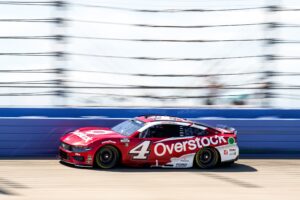 Read more about the article Stewart-Haas Racing completes final NASCAR season