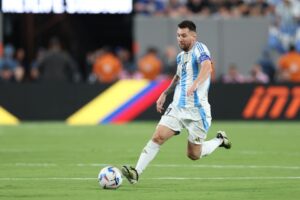 Read more about the article Argentina’s next opponents have enforced strict anti-Lionel Messi rule ahead of crunch World Cup qualifier