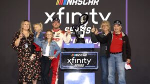 Read more about the article Long: An ‘overwhelmed’ Harper Allgaier sheds tears of joy after her daddy wins NASCAR Xfinity title