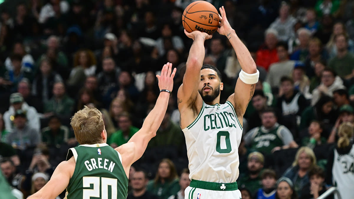 You are currently viewing Celtics star Jayson Tatum making strong NBA MVP case early in season