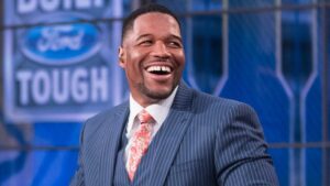 Read more about the article Fox NFL analyst Michael Strahan named 2025 Indy 500 pace car driver