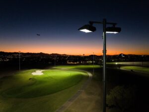 Read more about the article Wyndham Clark pays for golf for military veterans at Arizona night golf course Grass Clippings on Veterans Day