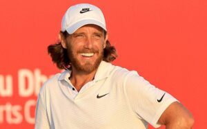 Read more about the article ‘We don’t want Rory boring everyone!’ – Tommy Fleetwood benefits from McIlroy errors