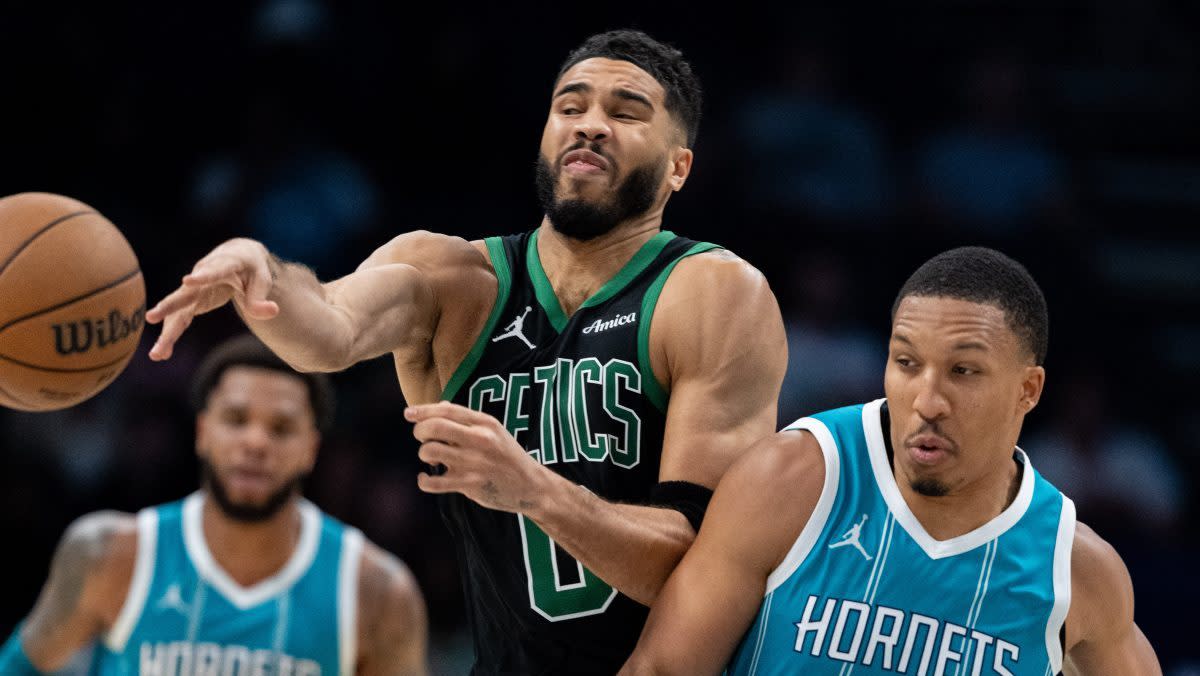 You are currently viewing Mazzulla, C’s players react to Grant Williams’ hard foul on Jayson Tatum