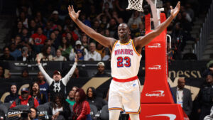 Read more about the article Draymond, Poole trade taunts at end of first half in Warriors-Wizards