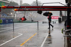 Read more about the article Brazil GP qualifying postponed after heavy rain and lightning at Interlagos