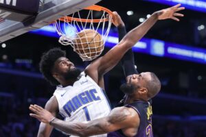 Read more about the article Lakers’ six-game winning streak ends in late collapse to Orlando Magic