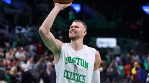 Read more about the article Is Porzingis nearing return? C’s big man is ‘lurking,’ Forsberg says