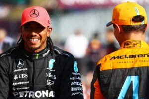 Read more about the article Martin Brundle dismisses ‘potshot’ claim over Lewis Hamilton and Lando Norris