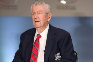 Read more about the article Founding member of the Alabama Gang and NASCAR Hall of Famer Bobby Allison dead at 86