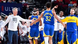 Read more about the article Warriors on pace to make NBA history with incredible bench production