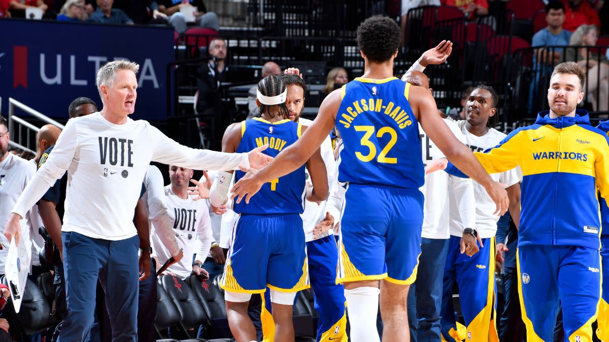 You are currently viewing Warriors on pace to make NBA history with incredible bench production