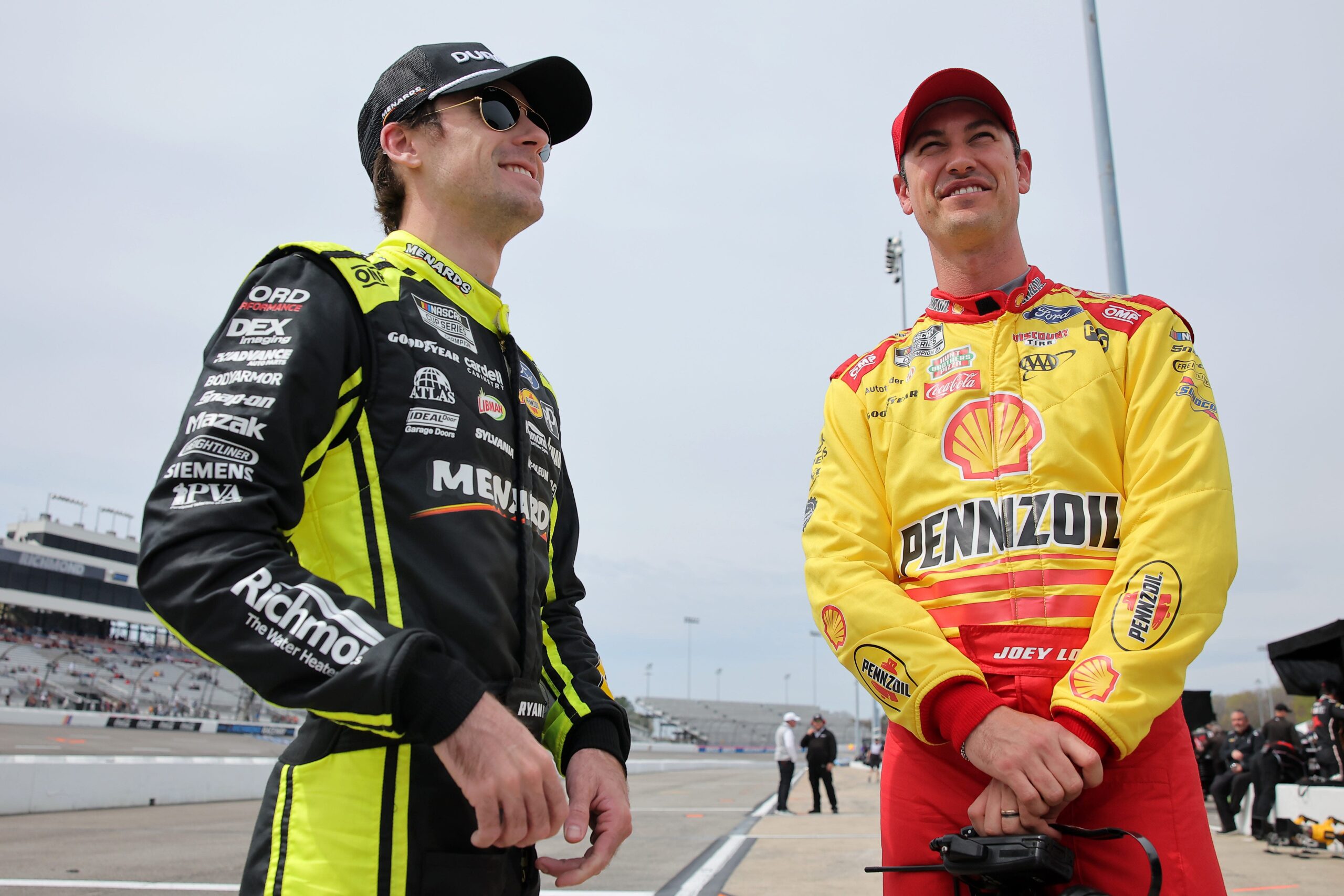 You are currently viewing NASCAR championship week in Phoenix: Ryan Blaney, Joey Logano headline title fight