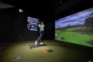 Read more about the article This golf simulator in a major American airport is creating a stir (and more are coming)