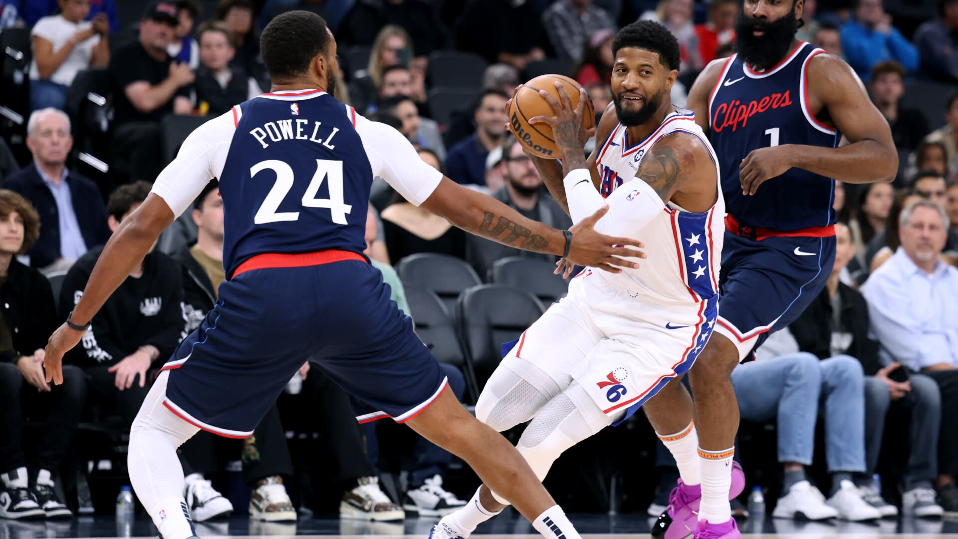 You are currently viewing Paul George gets booed by Clippers fans in return