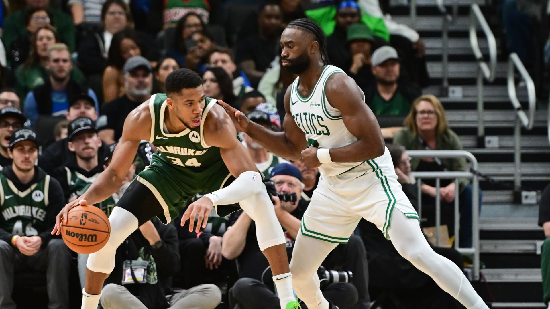 You are currently viewing Jalen Brown says “Giannis is a child” after playground fake handshake during chippy Celtics win vs. Bucks