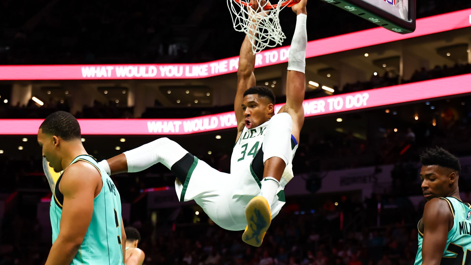 You are currently viewing Bucks vs Rockets Predictions: Odds, Expert Picks, Projected Starting Lineups, Betting Trends and Stats