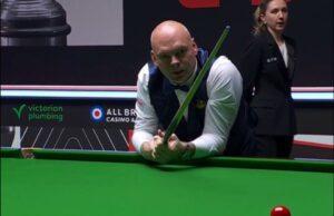 Read more about the article Former snooker world champion accuses fan of putting him off as he points cue at them after missing 147 chance