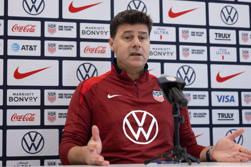 You are currently viewing USMNT wonderkid puts Mauricio Pochettino on notice as solution to ‘massive’ Landon Donovan concern