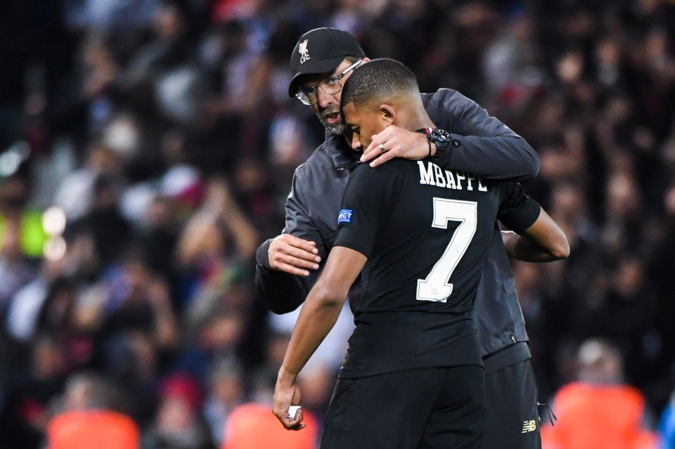 Read more about the article Kylian Mbappe had ‘verbal agreement’ to join Liverpool but U-turn saw Jurgen Klopp sign Darwin Nunez