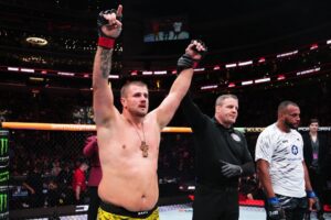 Read more about the article Top 15 ranked UFC heavyweight removed from roster just 48 hours after dominant win