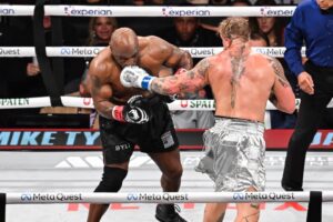 Read more about the article ‘Crazy’ – Jake Paul vs Mike Tyson punch stats leave Terence Crawford stunned and show how pathetic fight truly was