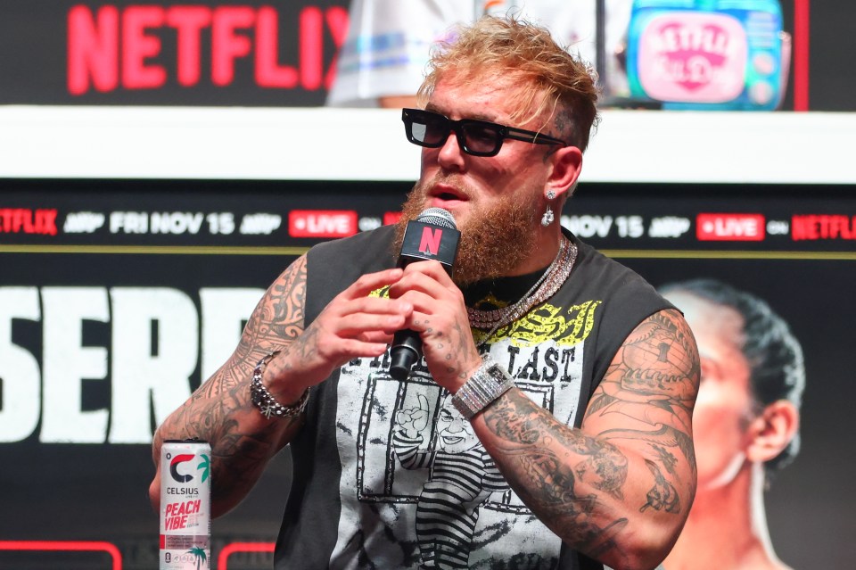 You are currently viewing ‘He’s a hostage’ – Jake Paul calls for Dana White to ‘free’ Conor McGregor in wild rant with dig over boxing promotion