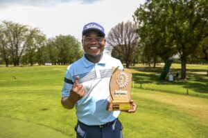 Read more about the article Local hero Nethunzwi seals home victory in Soweto, Rugumayo fails cut test | 6th Betway Big Easy Tour