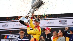 Read more about the article Long: Jimmie Johnson, Jeff Gordon praise Joey Logano’s climb to a third NASCAR Cup title